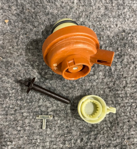 Mercedes-Benz Automatic Transmission Modulator Valve - 1262709379 - MBZ 90-96
