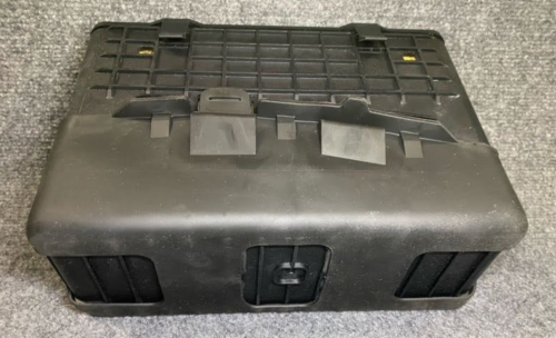 Mercedes-Benz Vacuum Pump Protective Cover - 220-800-06-35 - MBZ S430 & More