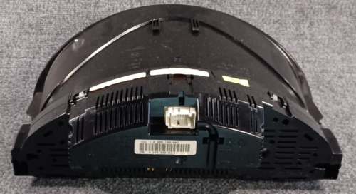 VDO/MBZ Instrument Cluster - 110.080.140/002 / A 209 540 01 11 - Fits CLK 200