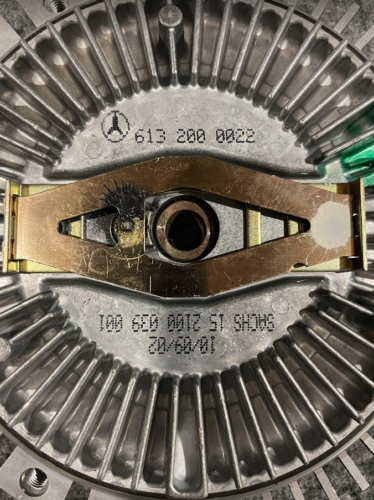 Mercedes-Benz Fan Clutch - 613-200-00-22 -For MBZ E320 1999-2003