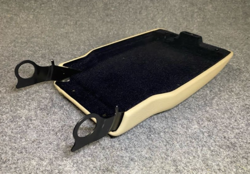 Mercedes-Benz Upper Armrest Section - 140-970-21-31-8F33 - For MBZ S320 & More