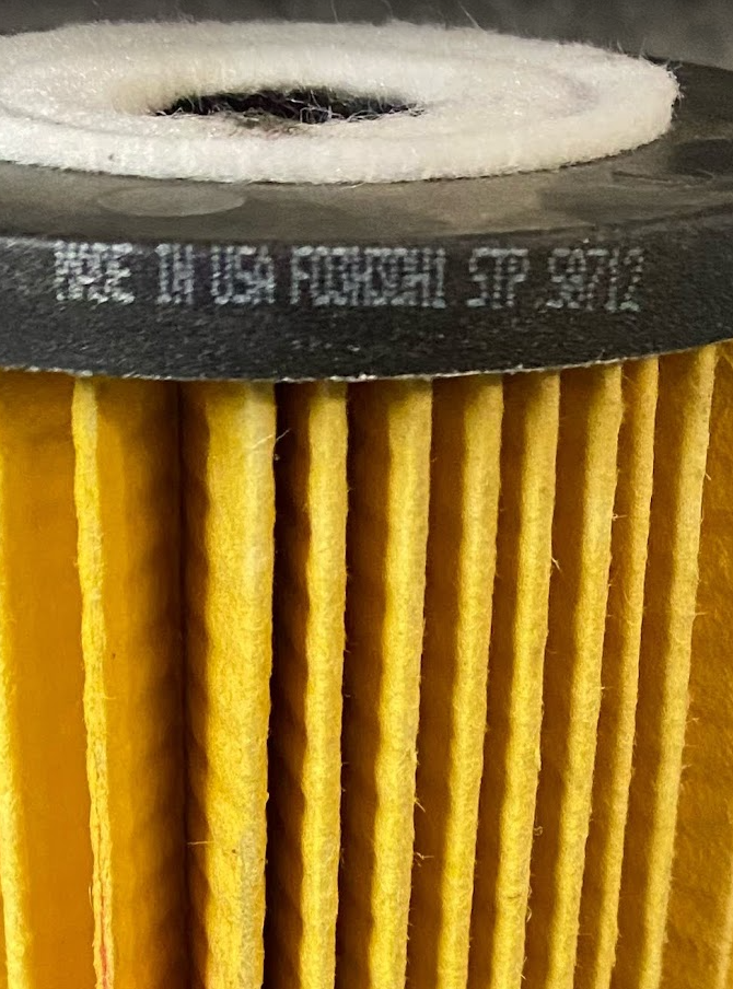 STP Engine Oil Filter - S8712 / 1275811-6 -Fits Volvo S80, C70, V70 & More