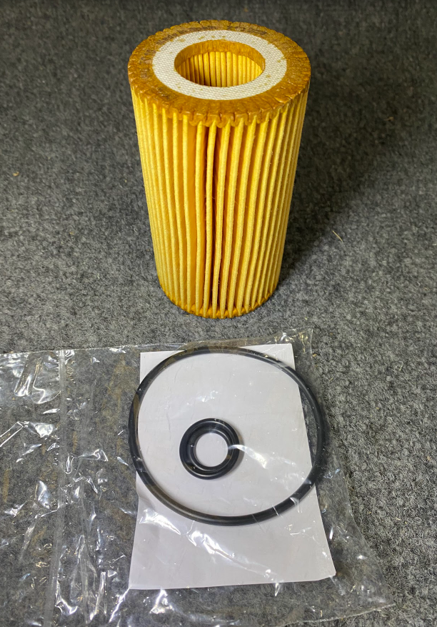 Mann Filter Oil Filter Kit - HU 7010 Z / 6511800109 -For MBZ E250, GLK250 & More