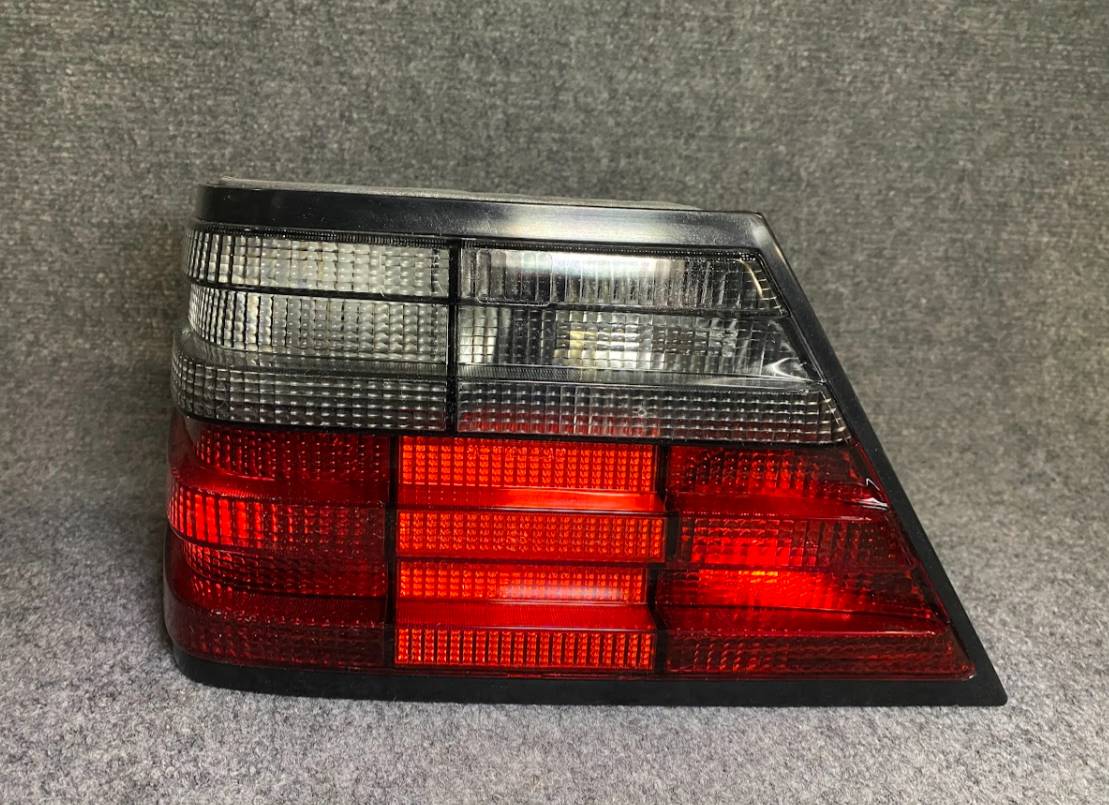 Left Tail Lamp Assy - 124-820-87-64 - For Mercedes-Benz E300, E320, E420 & More
