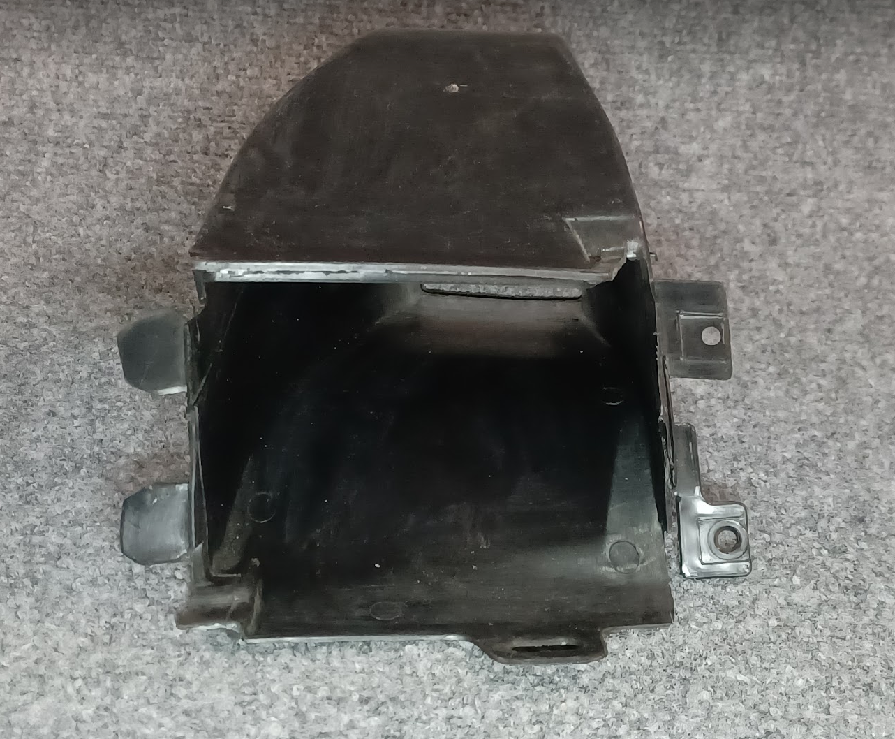 BMW Right Air Inlet Duct - 51-11-8-150-764 - Fits BMW 740i, 740iL & 750iL