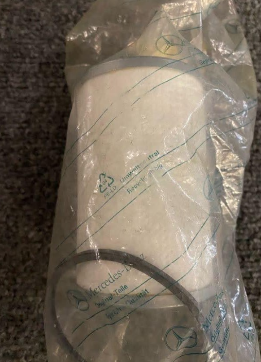 Mercedes-Benz Fuel Filter Kit - A 000 470 01 92 - Fits MBZ 240D, 300D & More