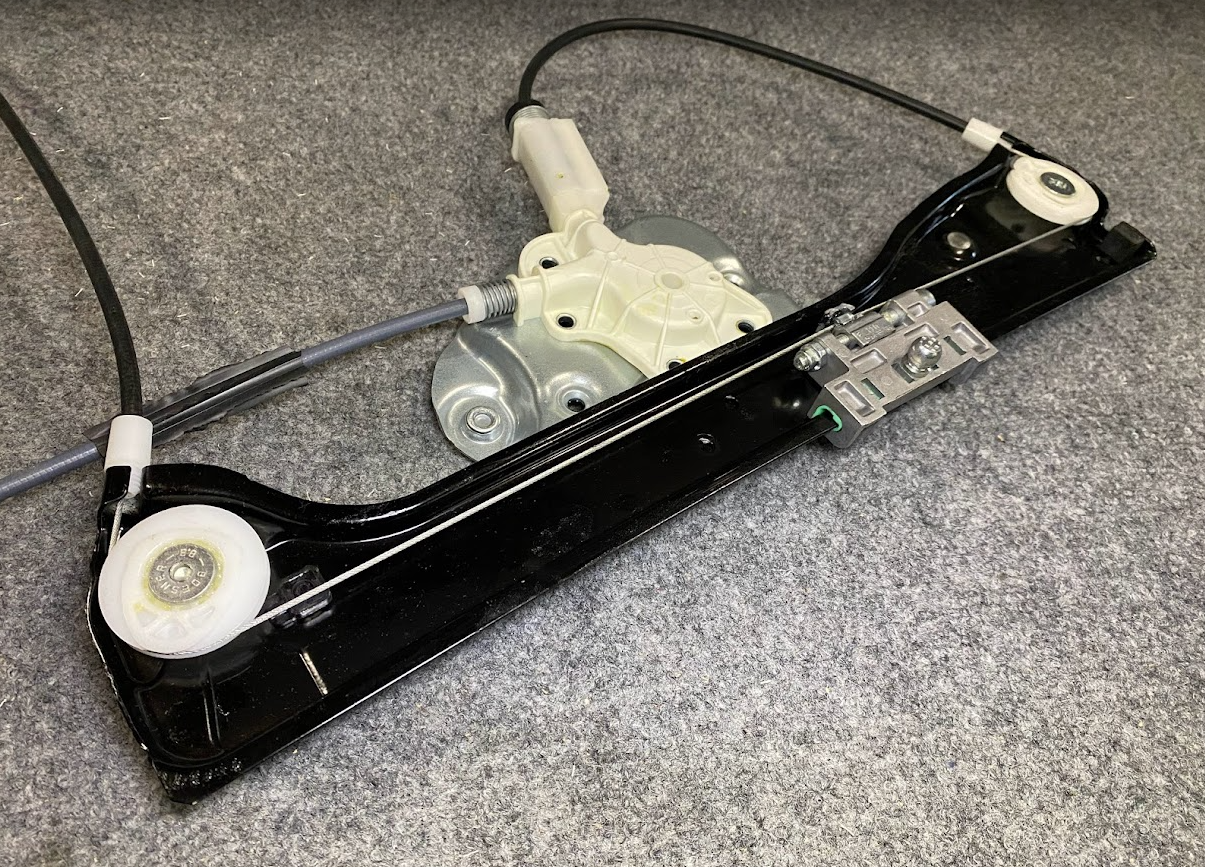 BMW Front Left Window Regulator - 51-33-7-198-909 - BMW Z4 2003-2008