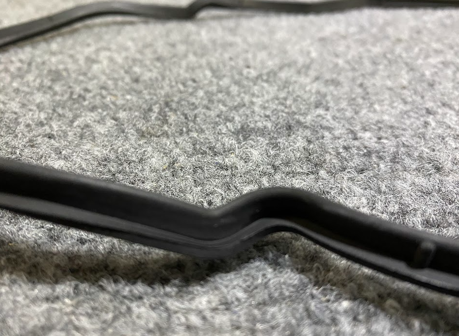 Elring Valve Cover Gasket - 894.133 - Fits Mercedes-Benz C230, SLK230, C220