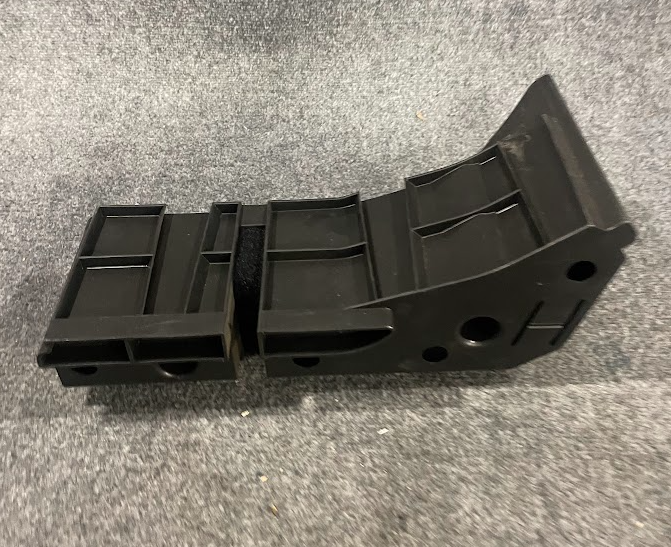 Mercedes-Benz Lifting Jack Bracket - 2118900314 - Fits MBZ E350 / E320 & Others