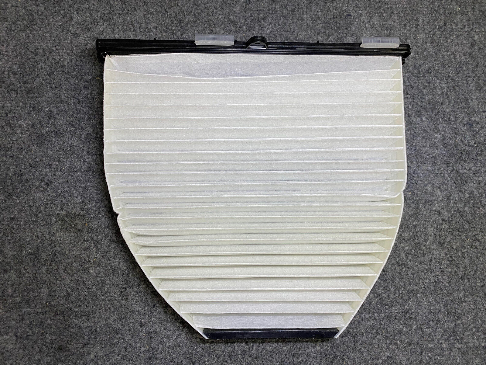 Greenline Cabin Air Filter - 133-0018 - Fits MBZ C250 / CLS550 / E400 & Others