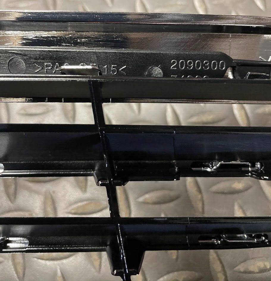 EZ Radiator Grille Shell - 203-880-01-83-9040 - For Mercedes-Benz C-Class 00-07