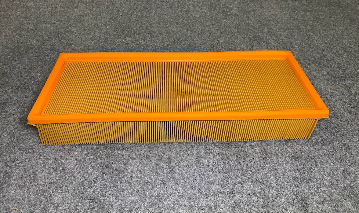 Hengst Air Filter -E241L / 13-72-1-714-952 -Fits BMW 735iL, 535i, 735i & 635CSi