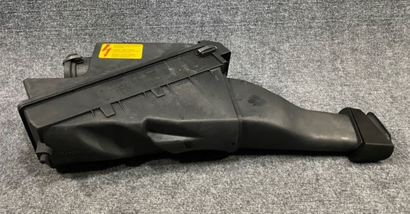 Mercedes-Benz Left Air Cleaner - A 120 090 03 01 - Fits MBZ SL600 & 600SL 93-95