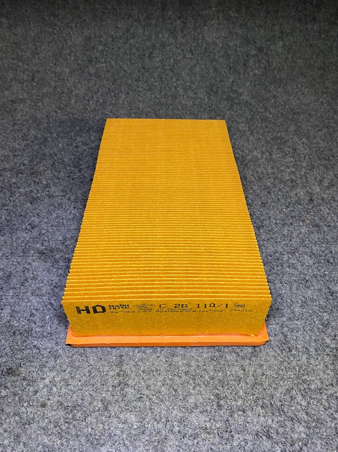 Mann Filter Air Filter - C 26 110/1 / 13-72-1-720-861 - Fits BMW 1984-1997