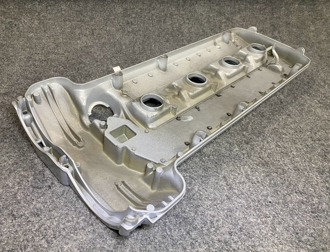 Mercedes-Benz Cylinder Head Cover Right - 119-010-01-30 - MBZ SL500 & More
