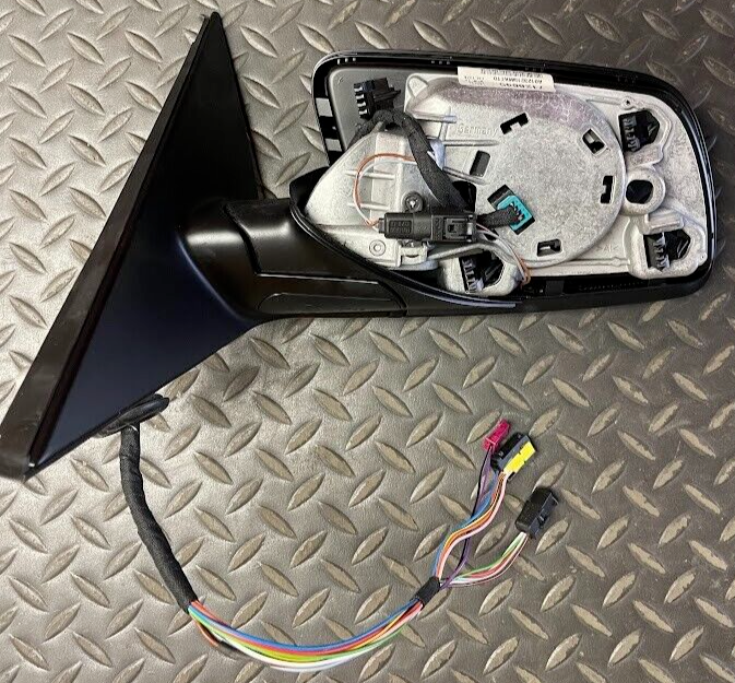 BMW Front LH Mirror Assy - 51-16-7-128-645 - For BMW 525i, 530i & 545i (2004-05)