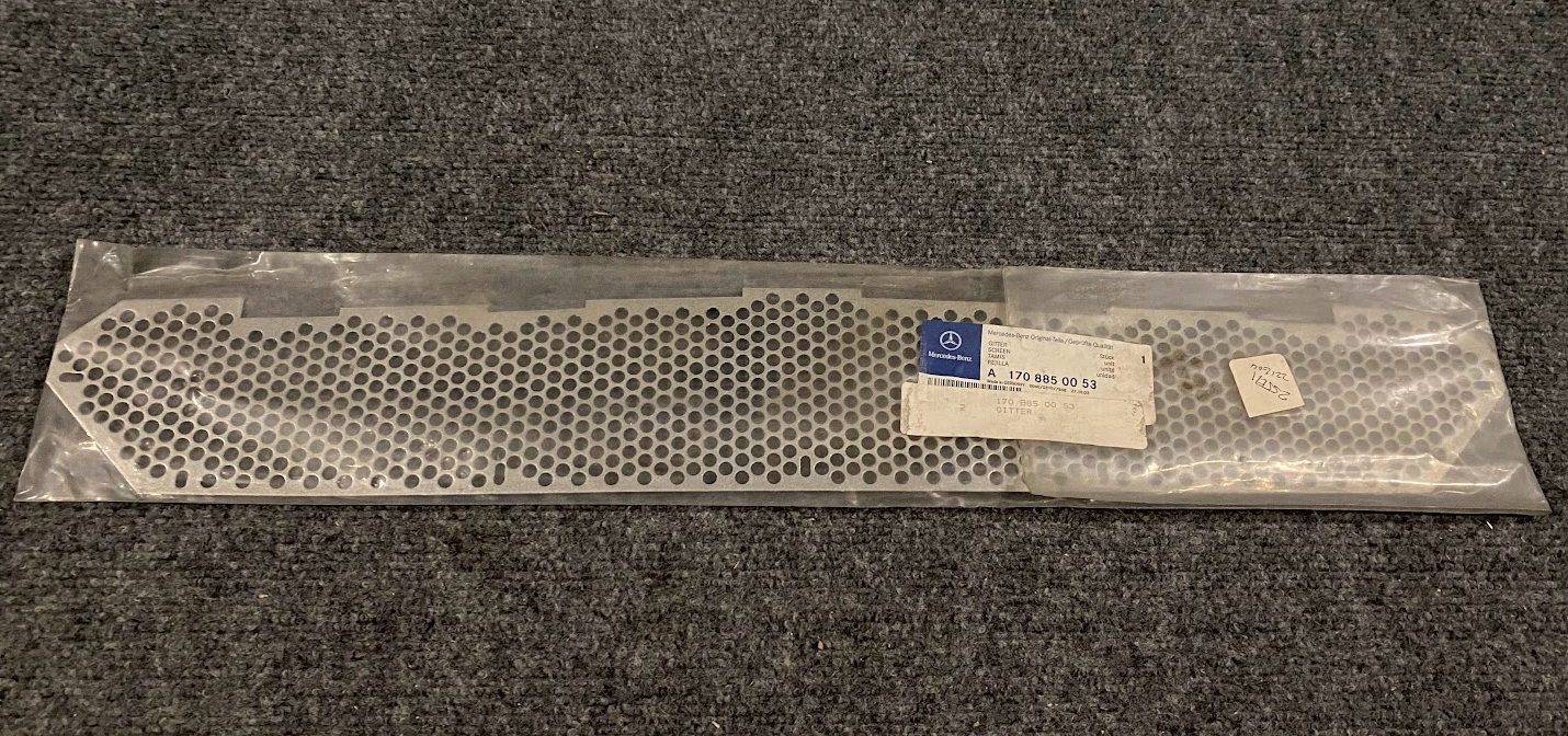 Mercedes-Benz Front Center Grille - A 170 885 00 53 - Fits SLK230, 320 & 32 AMG
