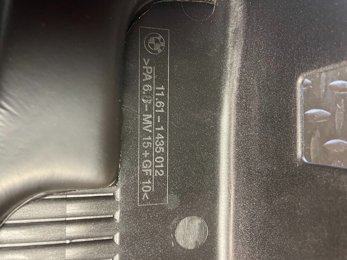 BMW Engine Cover - 11-61-1-435-012 - For BMW 540i (1997-1998)