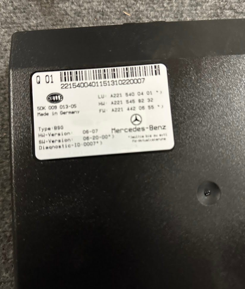 Mercedes-Benz Control Unit - A 221 540 04 01 - Fits MBZ CL600, CL65 AMG & More