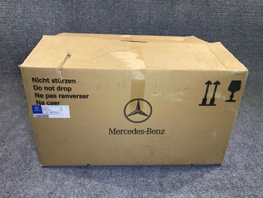 Mercedes-Benz Headlight Assembly RH - A 211 820 34 61 - Fits MBZ E63AMG & More
