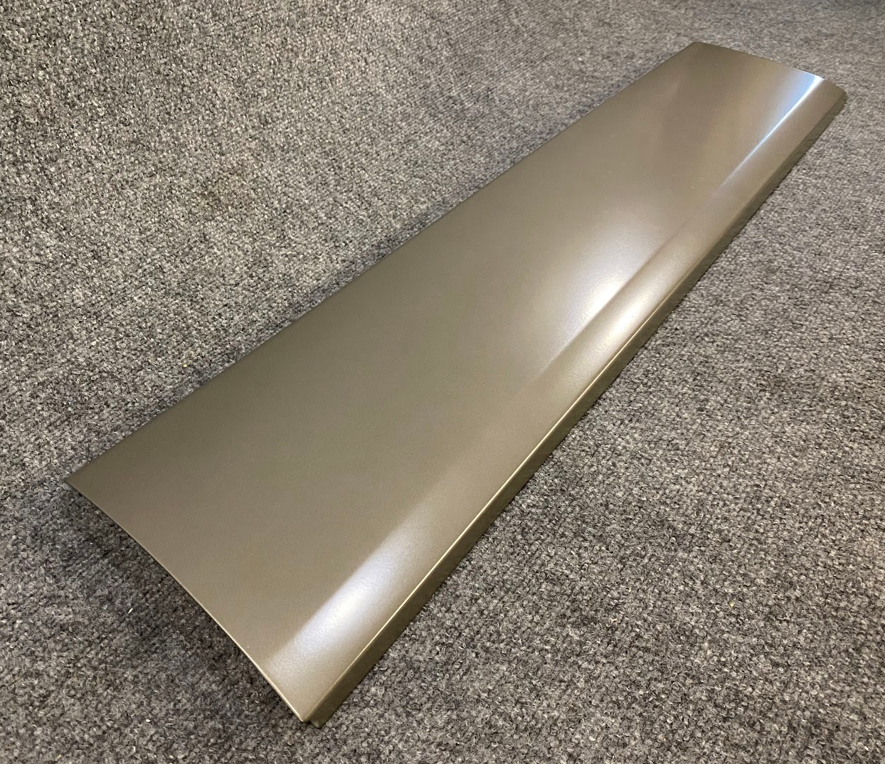 Mercedes-Benz RH Front Door Central Panelling - A 201 690 56 40 - Fits MBZ W201