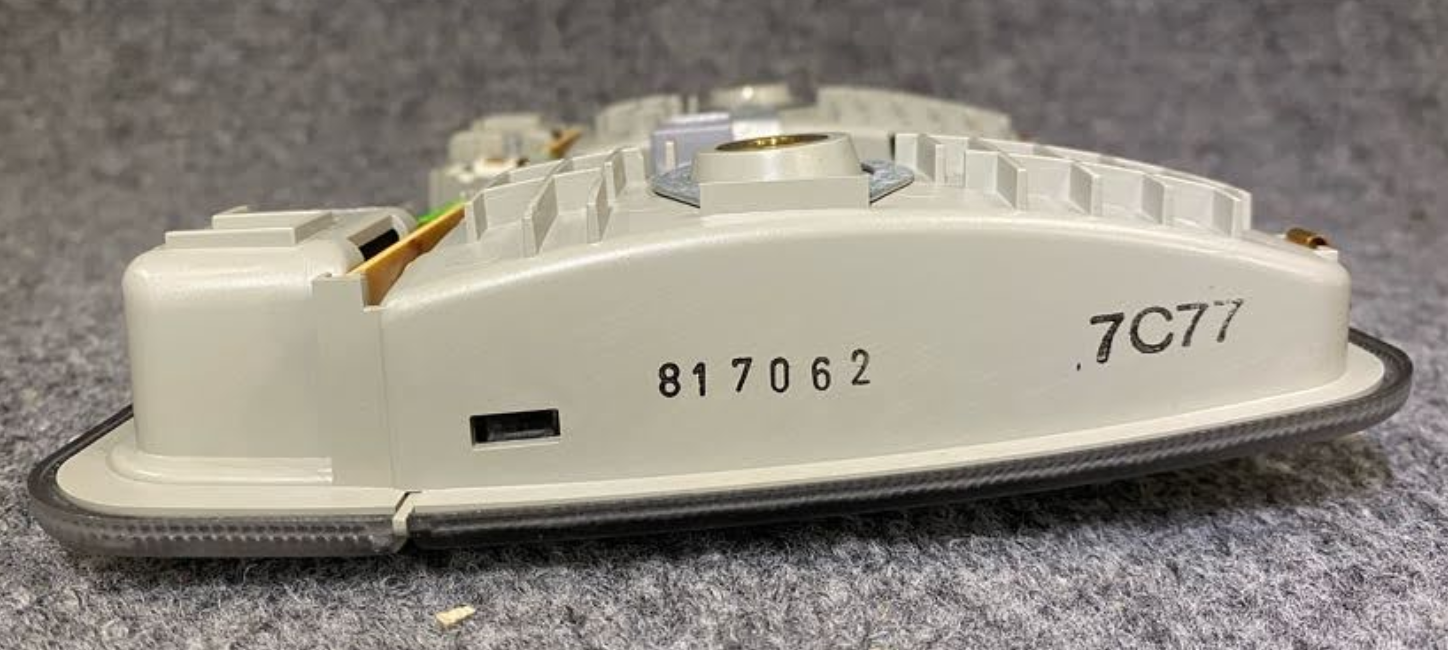 Mercedes-Benz Interior Front Dome Light - 140-820-00-01-7C77 - MBZ W140 S Class