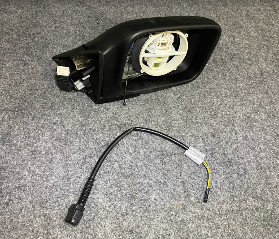 BMW Electronic. Exterior Heatable Mirror - 51 16 8 181 546 - BMW M5 & More