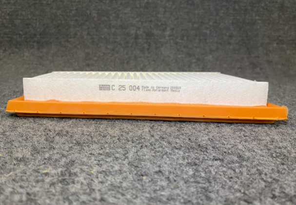 Mann Air Filter - C 25 004 / 6420942804 - Fits Mercedes-Benz E320 & More