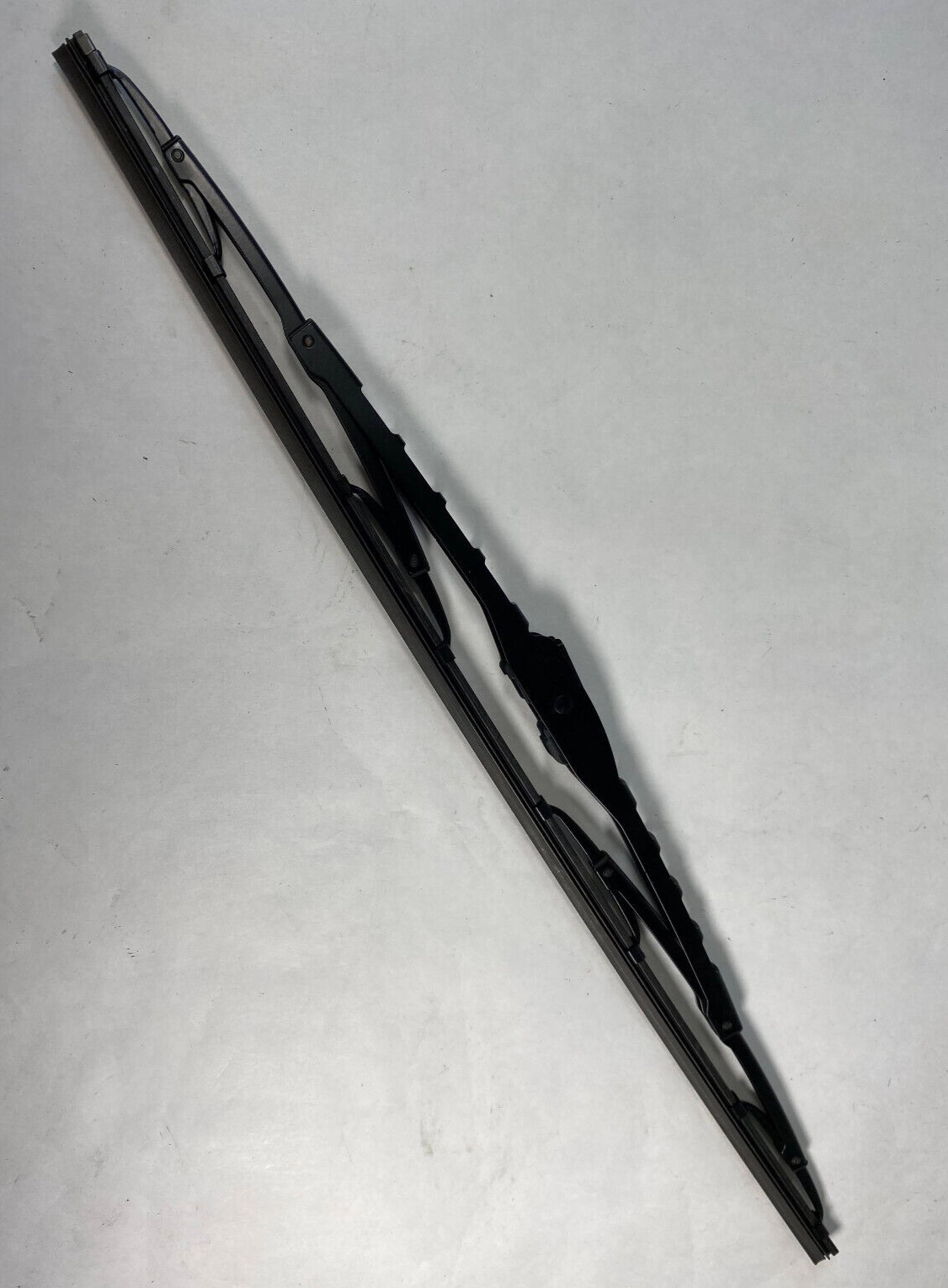 BMW Co Drivers Side Wiper Blade - 61-61-3-402-945 - For BMW X3 2004-2010