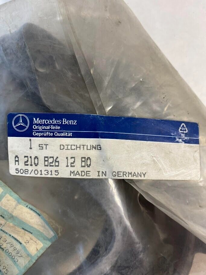 Mercedes-Benz RH Outer Headlight Seal - 210-826-12-80 -For MBZ E300, E320 & More