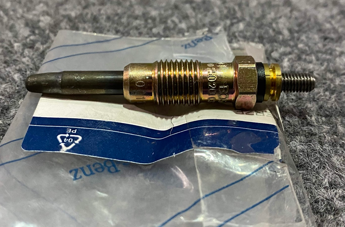 Mercedes-Benz Glow Plug - A 001 159 22 01 - Fits MBZ 300SDL, 300CD & More
