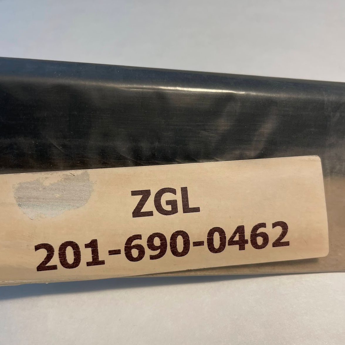 ZGL Front Door RH Central Cover Strip - 201-690-04-62 - For MBZ 190, 190D & 190E