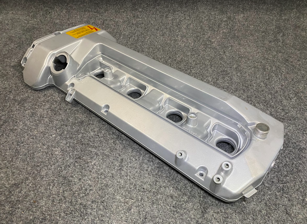 Mercedes-Benz Cylinder Head Cover Right - 119-010-01-30 - MBZ SL500 & More