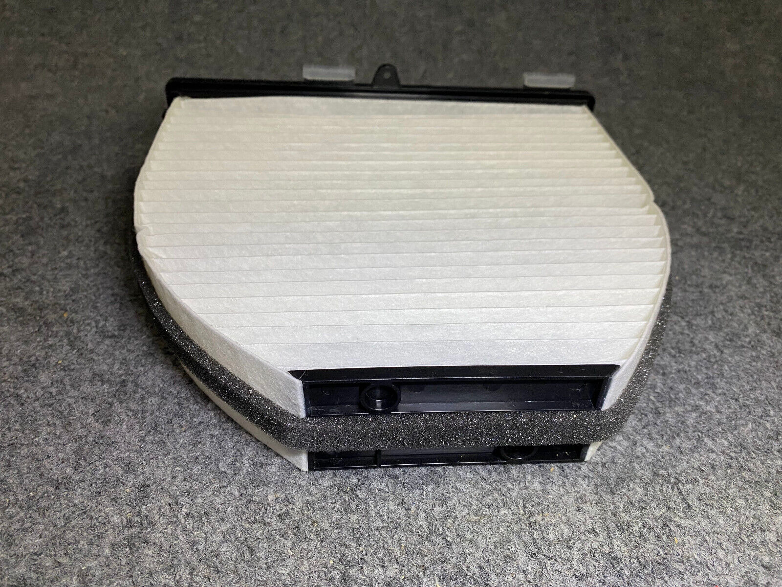 Greenline Cabin Air Filter - 133-0018 - Fits MBZ C250 / CLS550 / E400 & Others