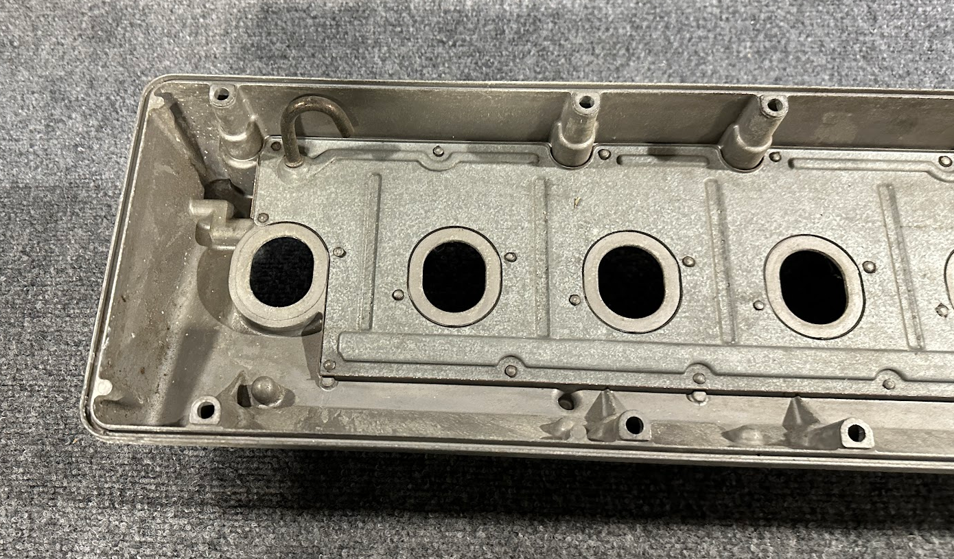 Mercedes-Benz Cylinder Head Cover - A 606 010 04 30 - Fits MBZ E300 1995