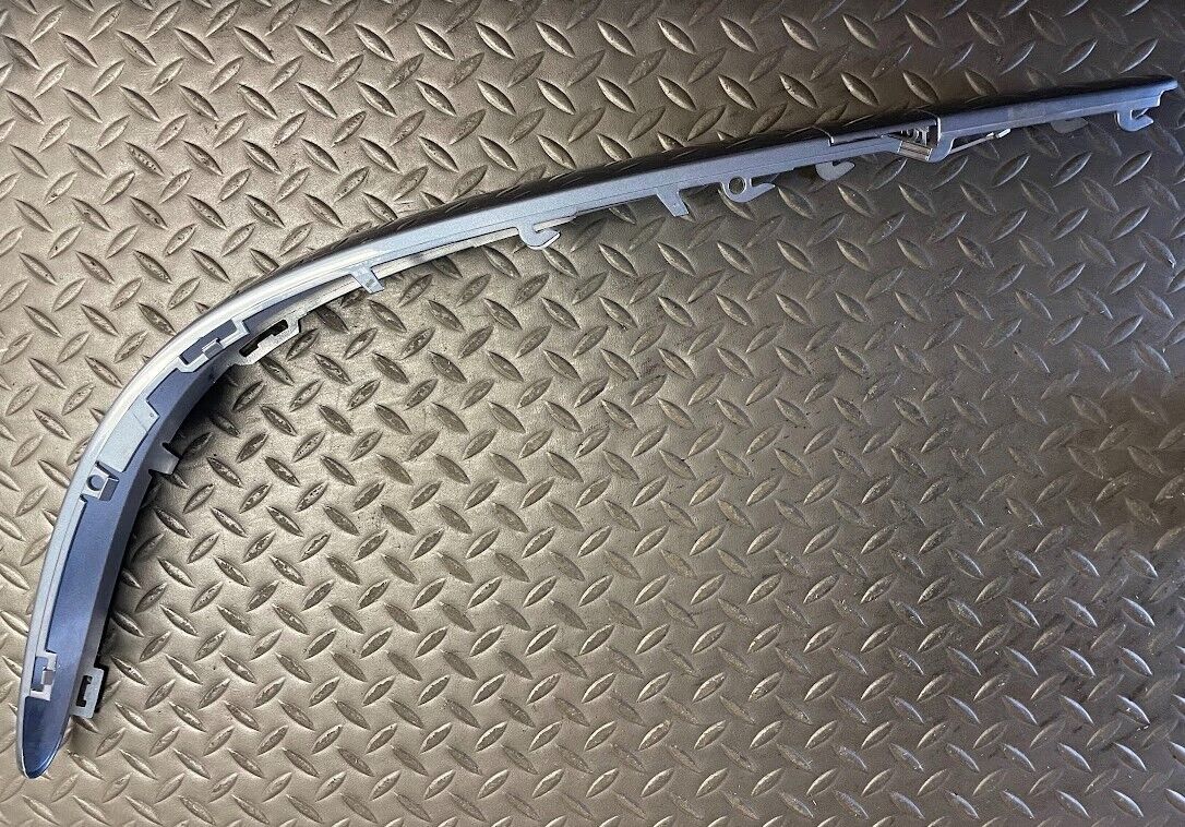Mercedes-Benz Front RH Side Rail - 2118800212 - For MBZ E320, E350, E500 & More