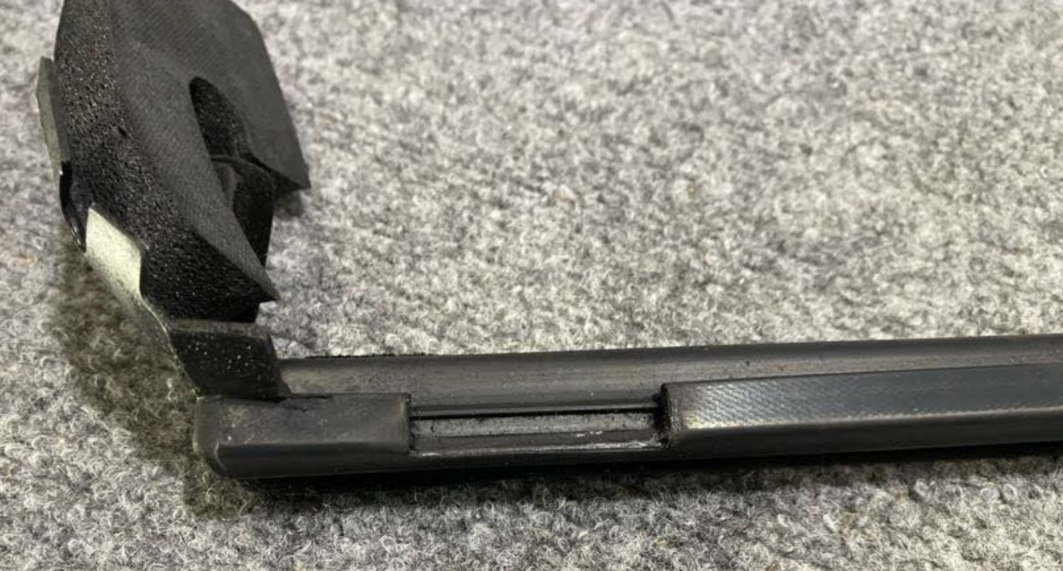 Mercedes-Benz RH Window Guide Rail - A 140 720 08 24 - Fits MBZ CL500 & More