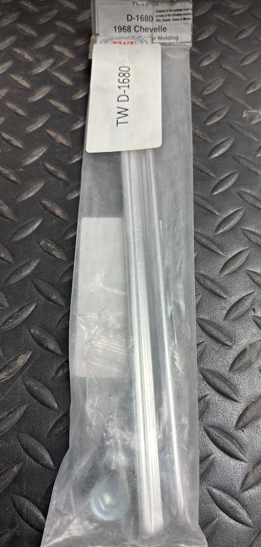 Front Fender Left Door Molding - TW D-1680 - For Chevrolet Chevelle 1968