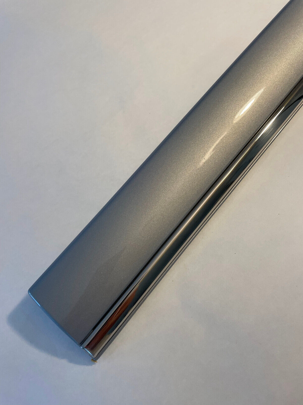 Mercedes-Benz Rear RH Door Strip - 220-690-08-62-5347 - For MBZ S500 2003-2005
