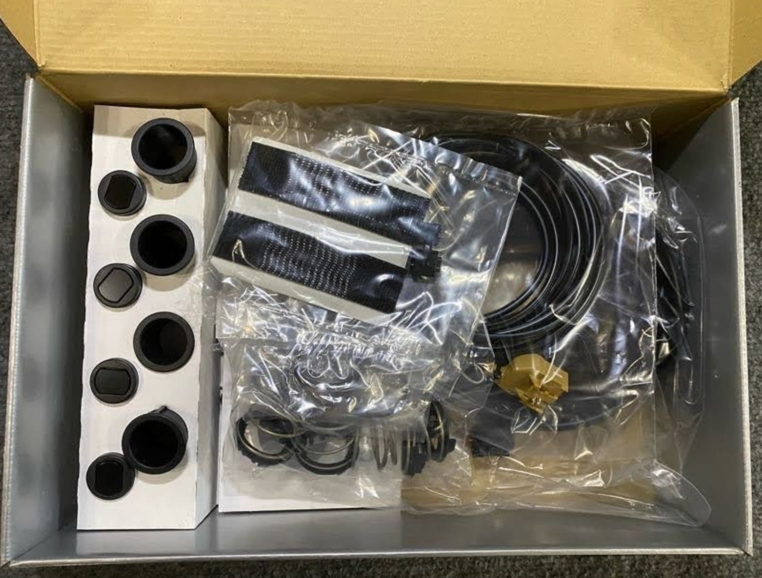 Valeo Master Park System - 688138 / Code 479157/3 - 4 Sensors