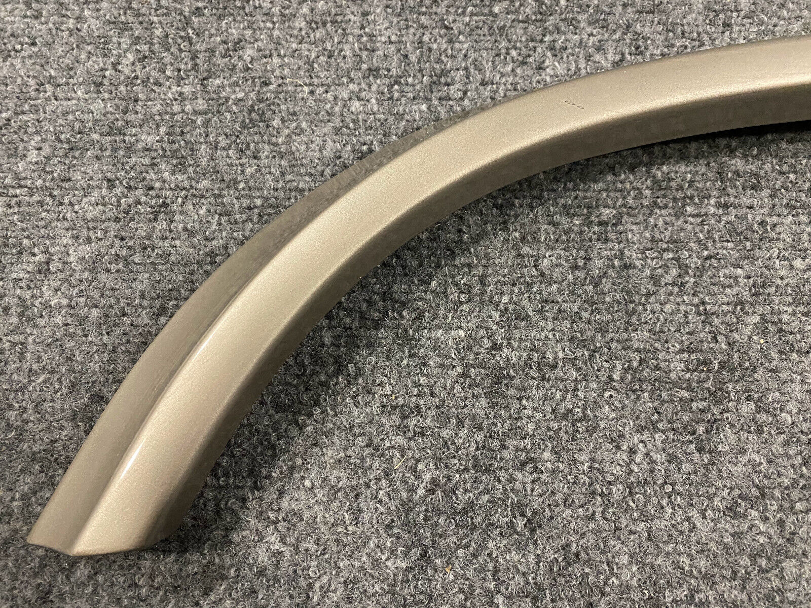 Mercedes-Benz LH Front Wheel Opening Trim - 2016901540 - Fits MB 190E & 190D
