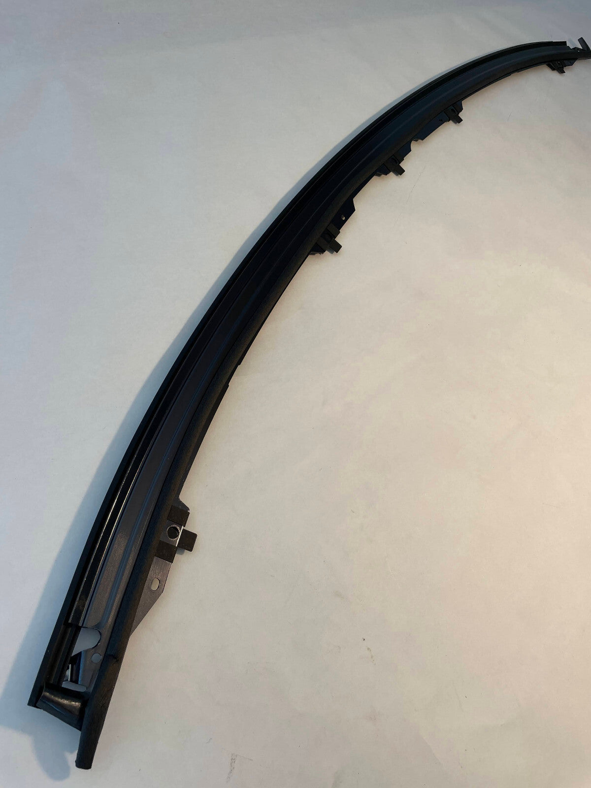 Mercedes-Benz Windshield Upper Garnish Molding - 129-670-04-21 - For MBZ 300SL