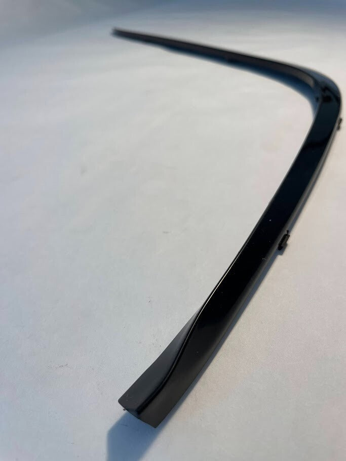 ZGL Front Bumper RH Corner Molding Cover - 51-11-8-211-578 - For BMW 740i & More