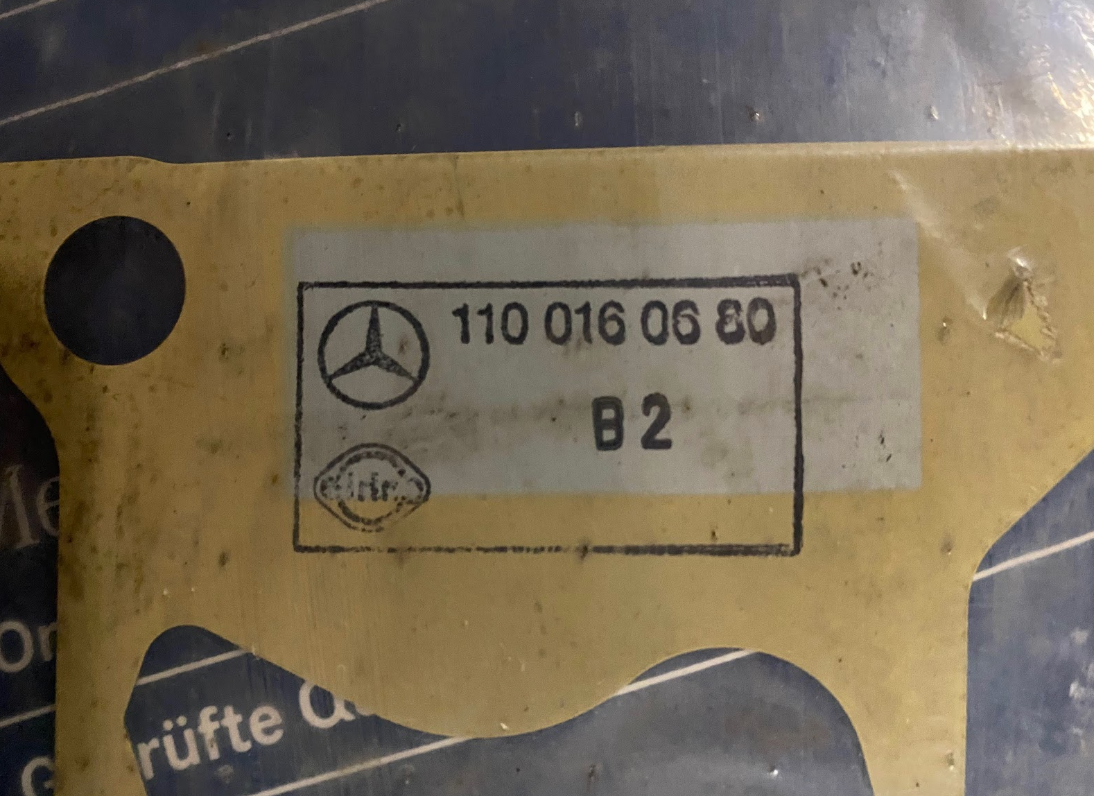 Mercedes-Benz Engine Valve Cover Gasket - 110-016-06-80 - Fits MBZ 280 & More
