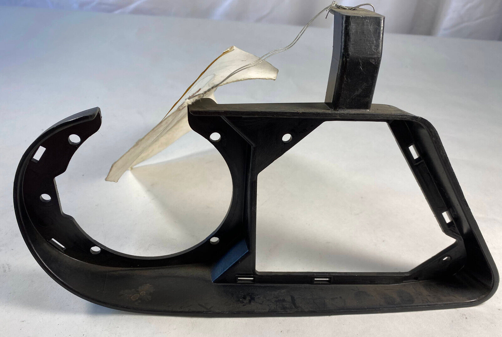 Mercedes-Benz Front LH Foglamp Bracket - 219-885-03-14 - For MBZ CLS550 07 - 11