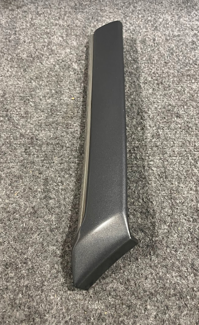 Mercedes-Benz Left Fender Upper Molding - 202-690-27-62-7700 - For MBZ C Class