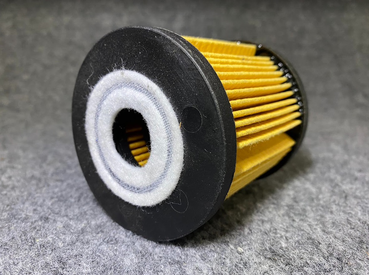 STP Engine Oil Filter - S8712 / 1275811-6 -Fits Volvo S80, C70, V70 & More