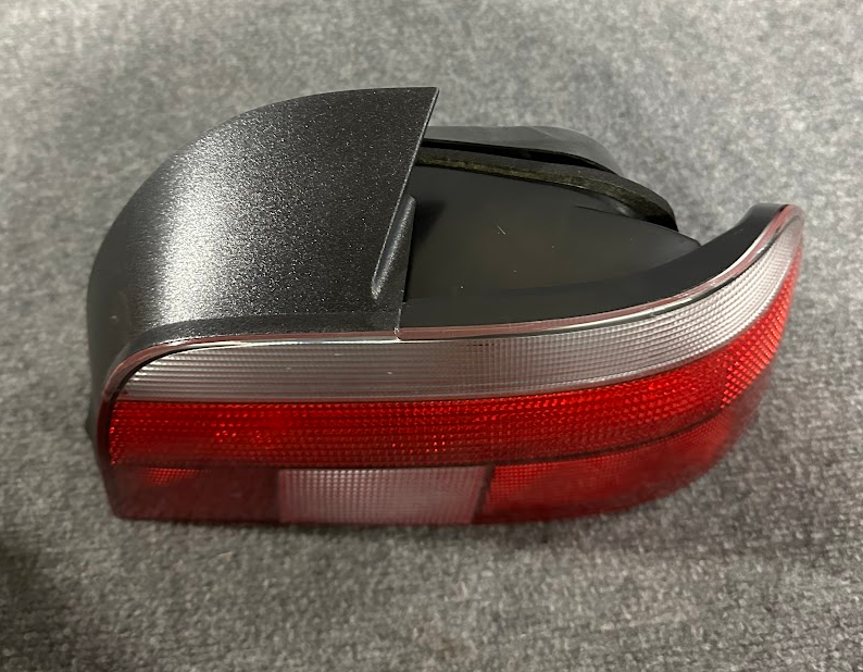 Hella Right Tail Lamp Assy - 2VP 007 240-101 - Fits BMW 535i, 540i, M5 & More