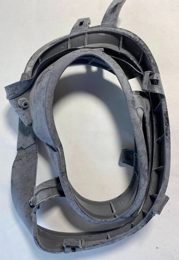 Mercedes-Benz RH Outer Headlight Seal - 210-826-12-80 -For MBZ E300, E320 & More