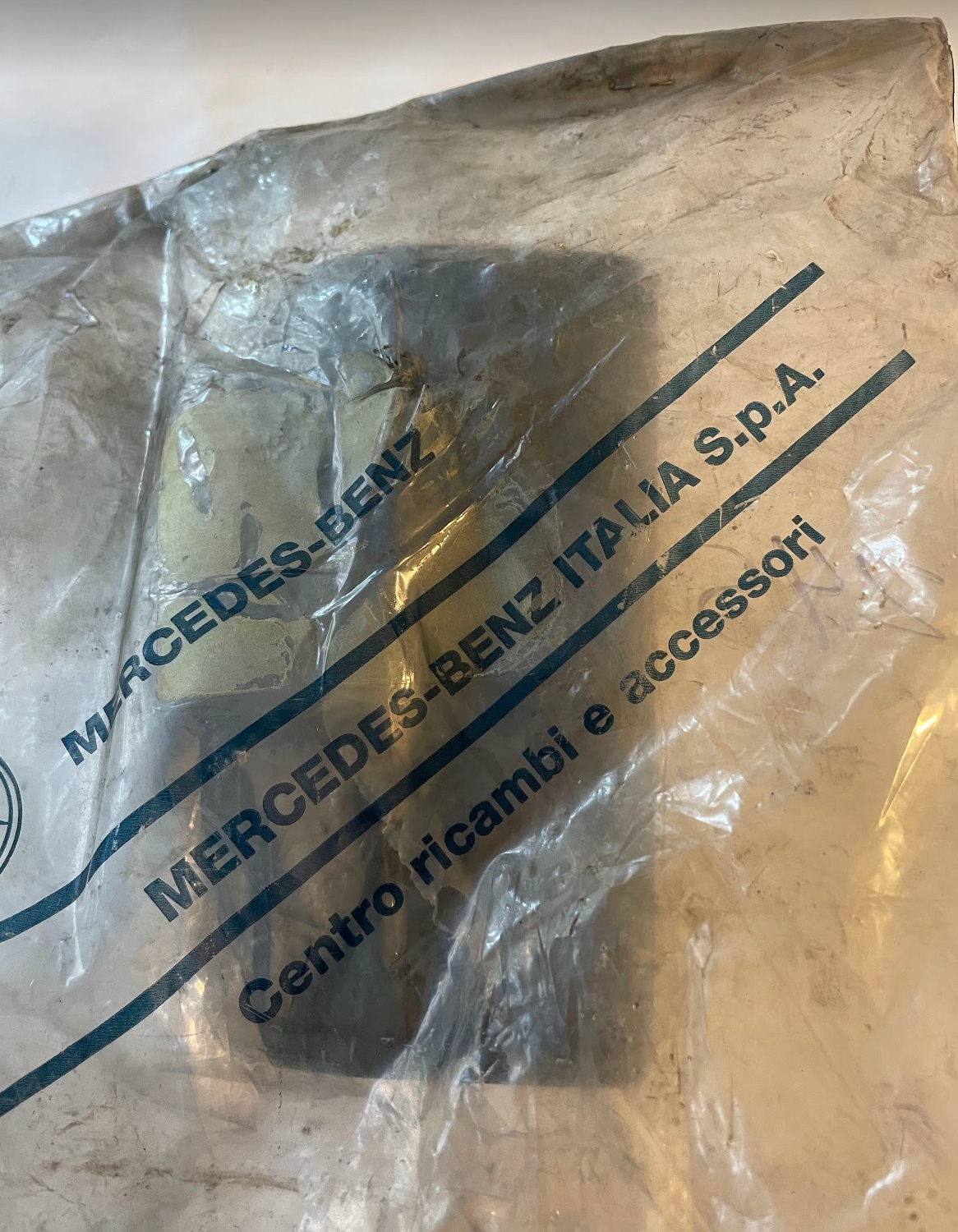 Mercedes-Benz Center Console Ashtray - 202-810-00-79 -For MBZ W202 C-Class 93-00